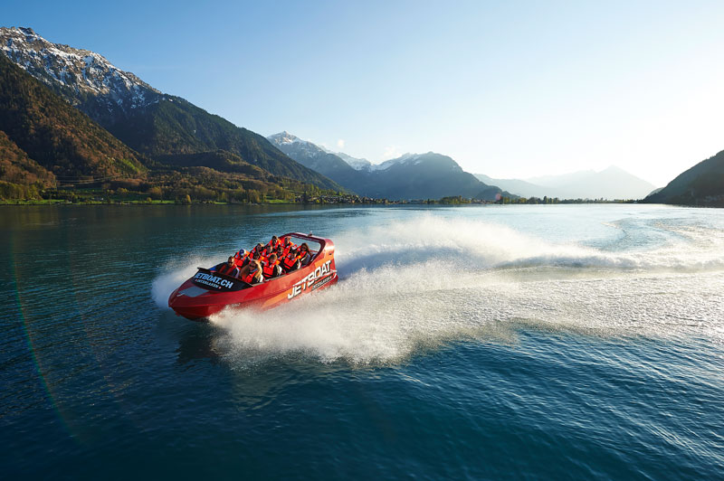 Jet boat rides on Lake Brienz