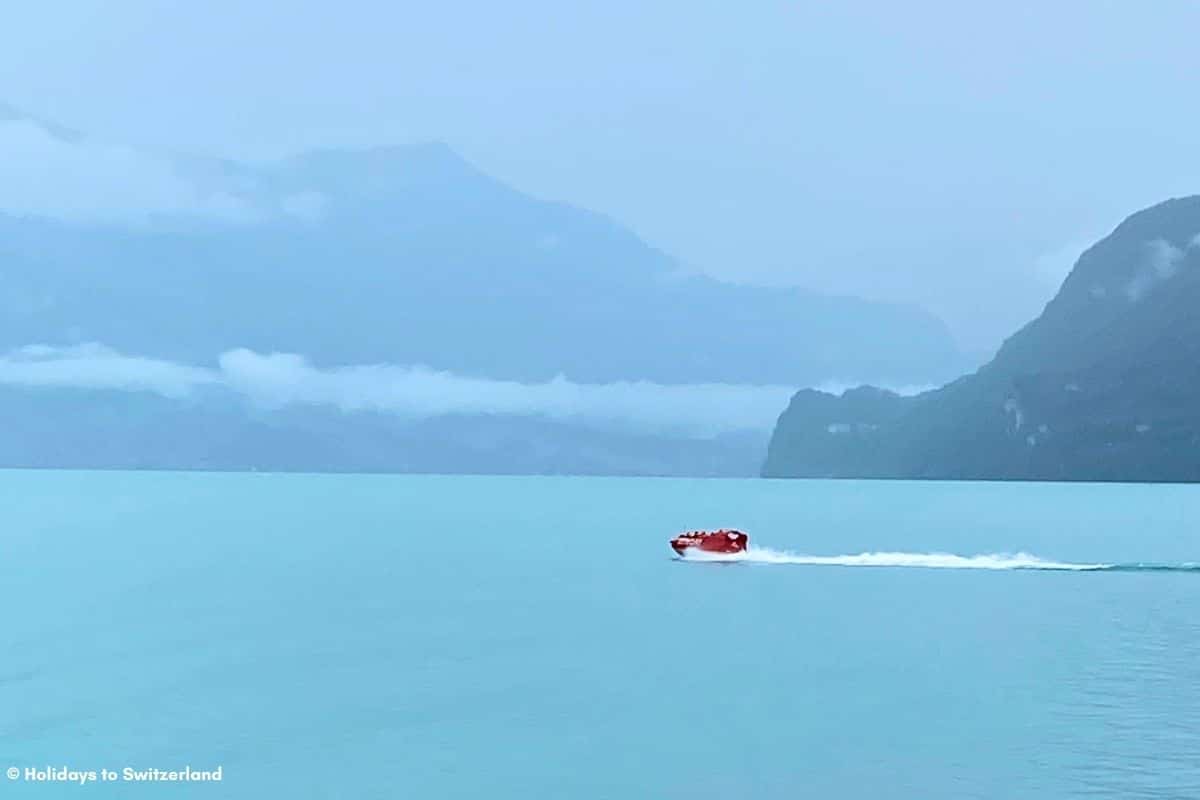 Jet boat on Lake Brienz