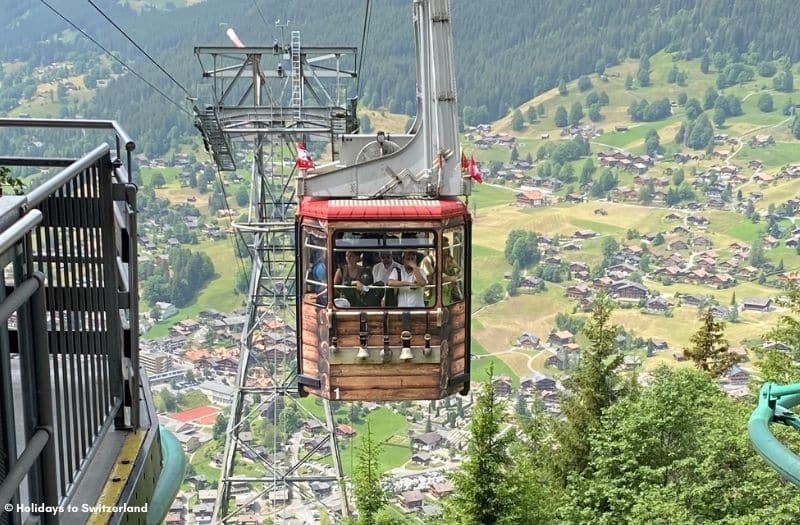 Pfingstegg cable car with views over Grindelwald