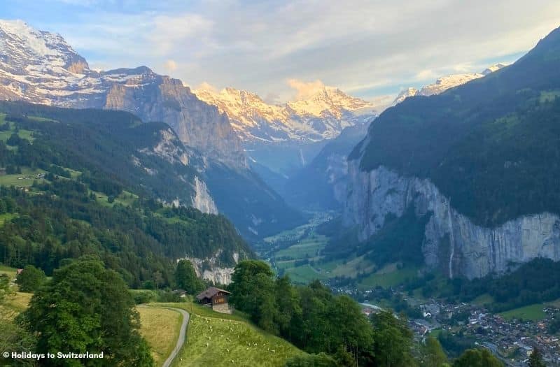 Scenic views over the Lauterbrunnen Valley from Wengenalp